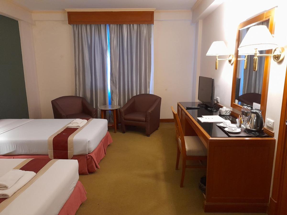 Songphanburi Hotel