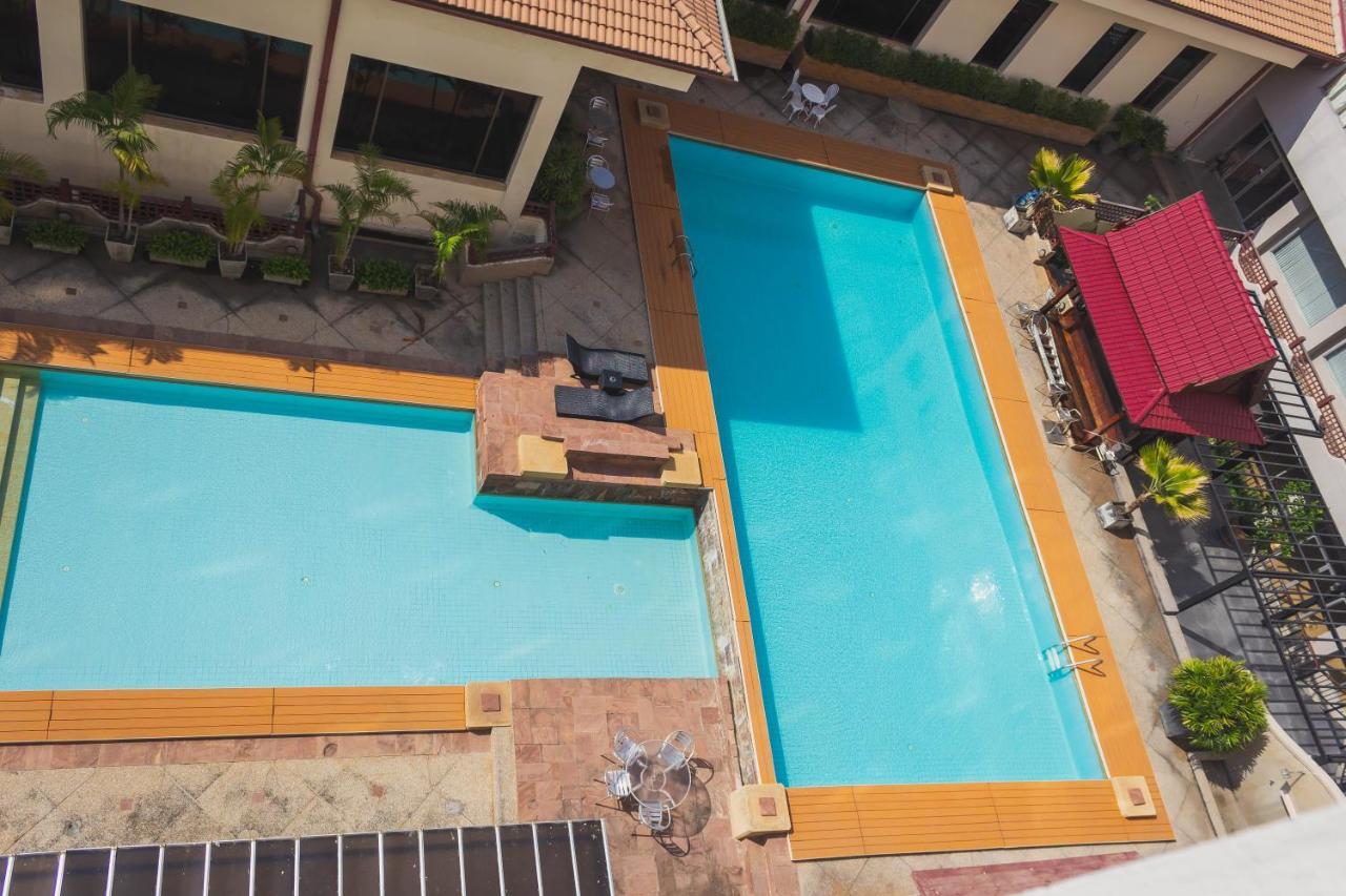 Songphanburi Hotel 3*