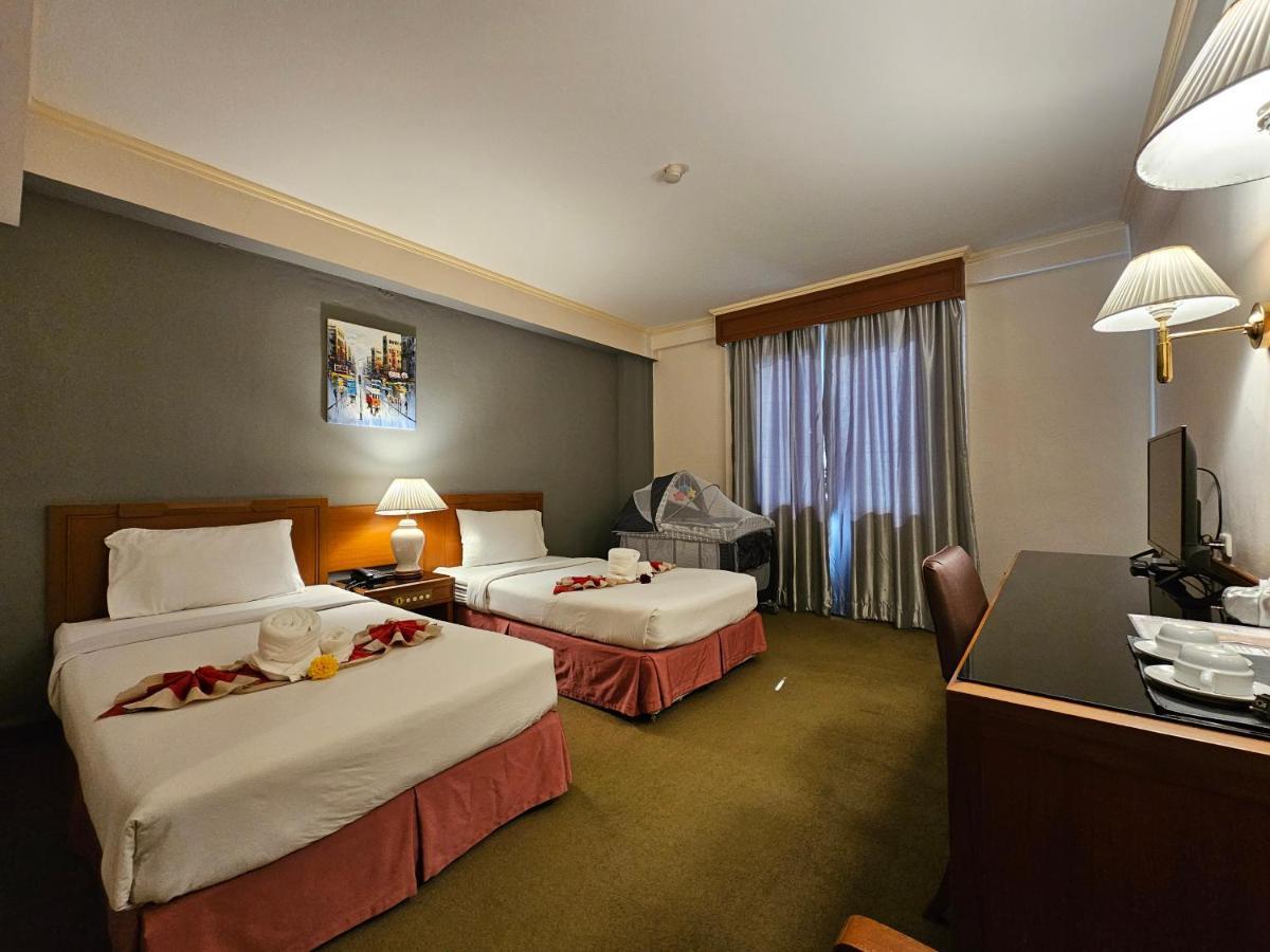 Songphanburi Hotel