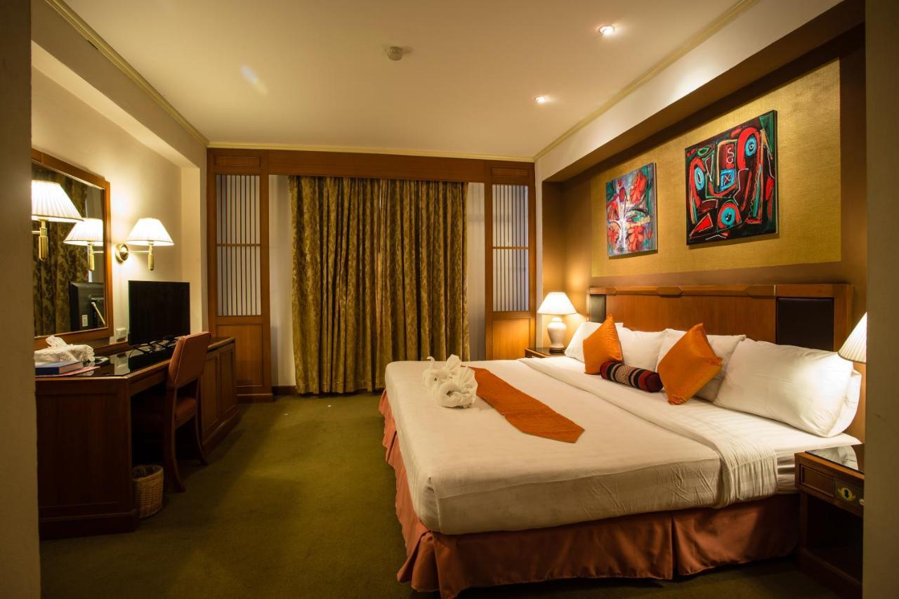 Songphanburi Hotel