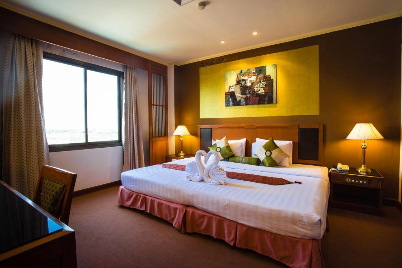 Songphanburi Hotel
